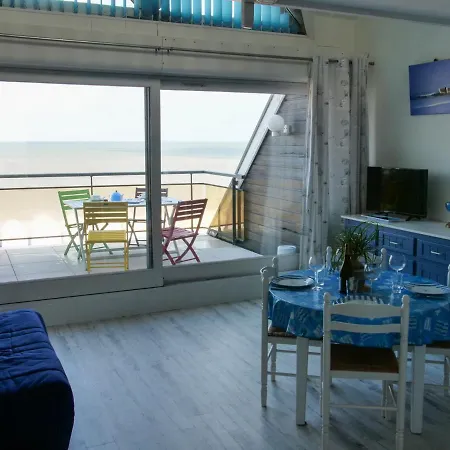 Face à La : Lumineux Appartement *